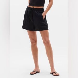 Athleta Shorts Retreat Linen Mid Rise 4" Short